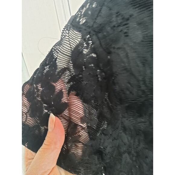 $ Goth Glam Black lace Whimsigoth sheer crop top lined tank Dark Fairy Sz L - Picture 4 of 6